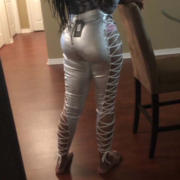 Laced Pants- Silver - Picture 4 of 6